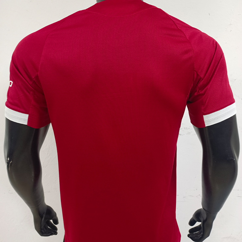 Liverpool Home Jersey 2025/26 - Original Players Version - Image 2